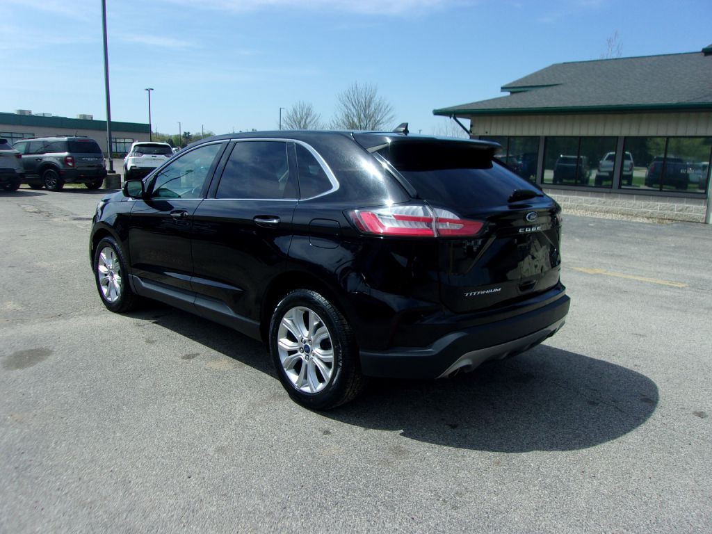 2022 Ford Edge Image 7
