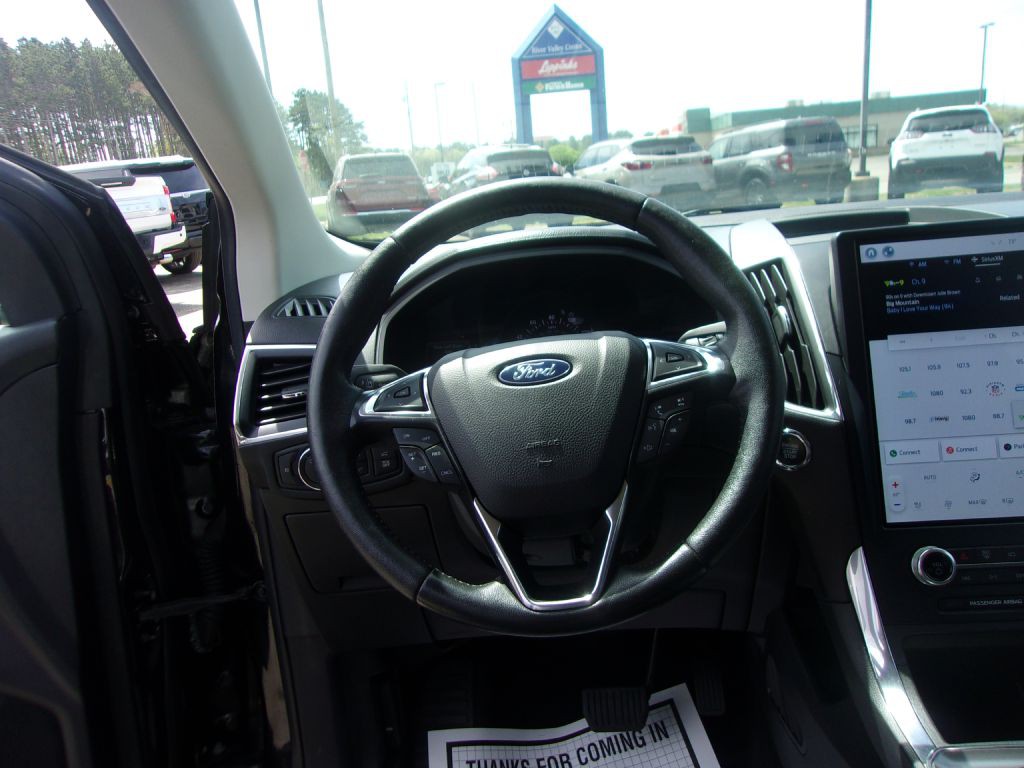 2022 Ford Edge Image 19