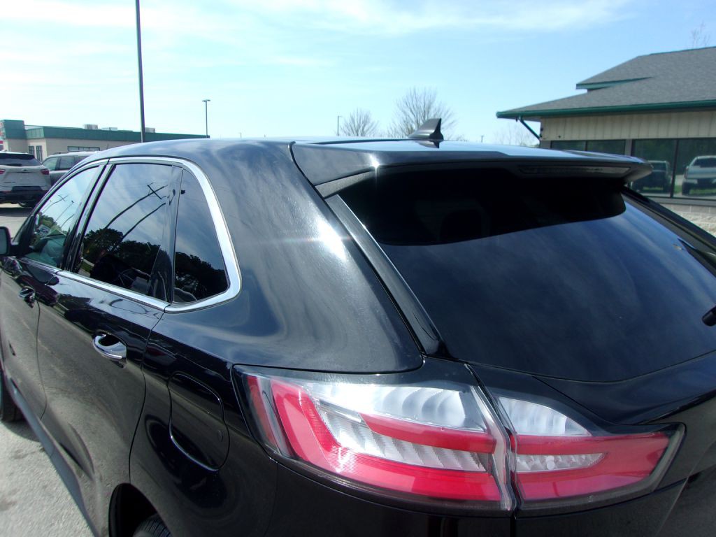 2022 Ford Edge Image 37