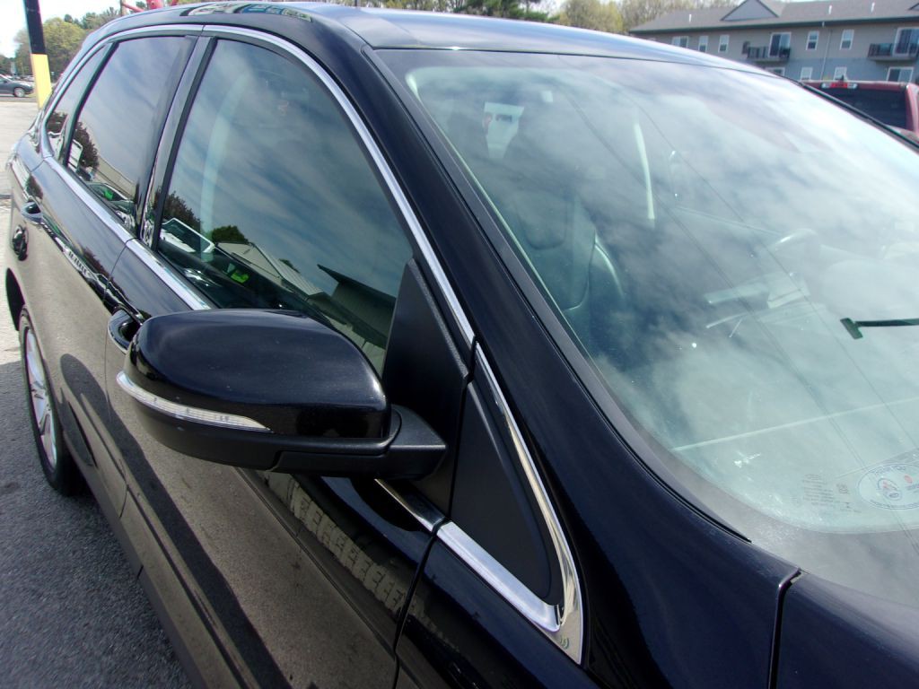 2022 Ford Edge Image 39