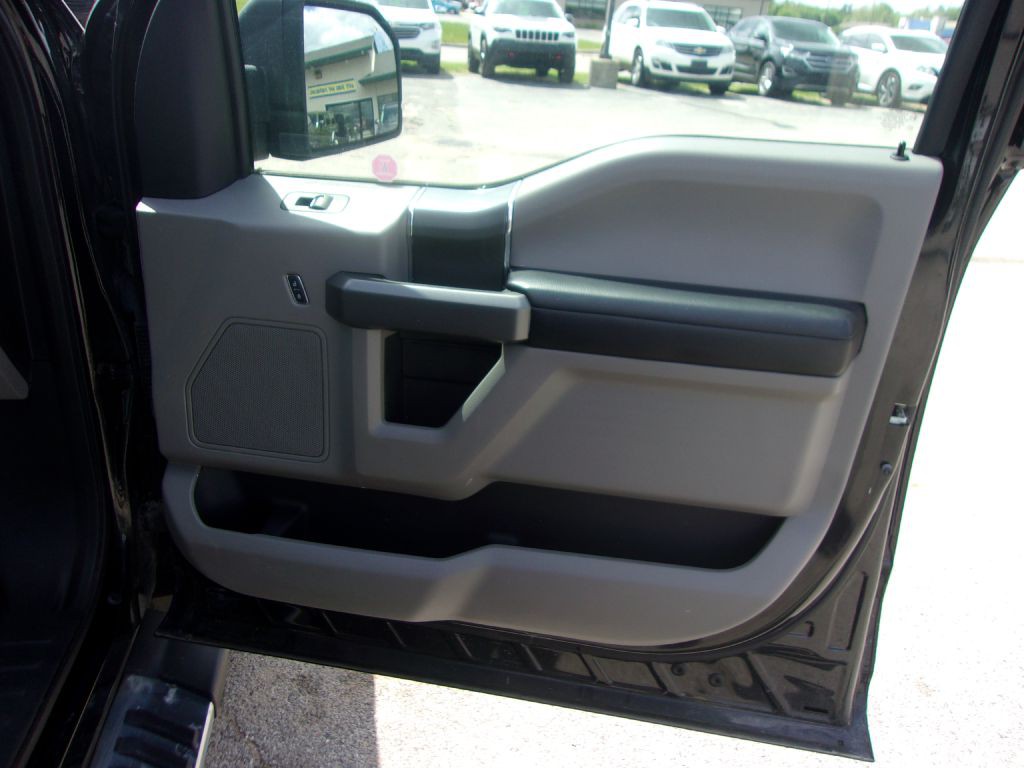 2017 Ford F-150 Image 17