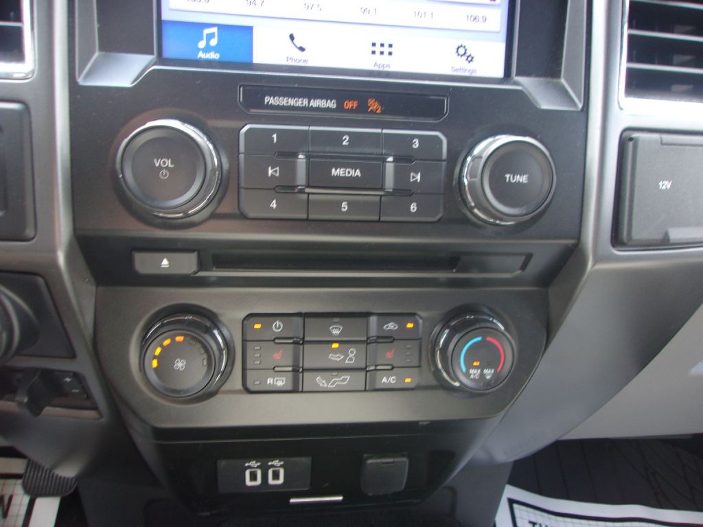 2017 Ford F-150 Image 26