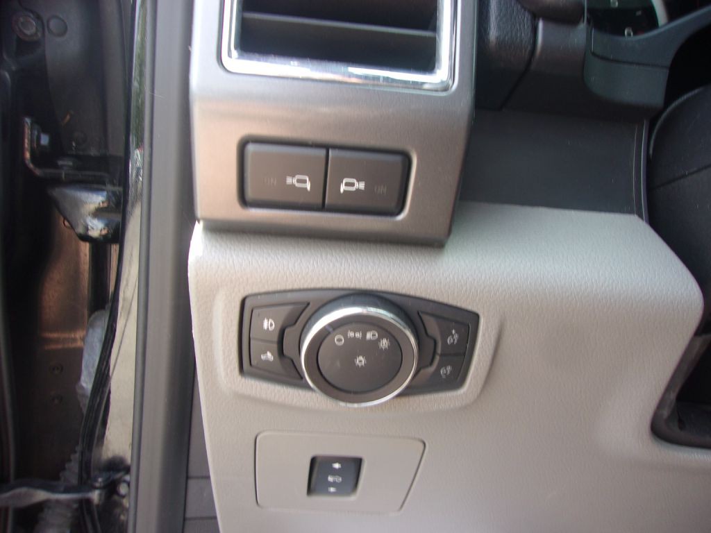2017 Ford F-150 Image 27