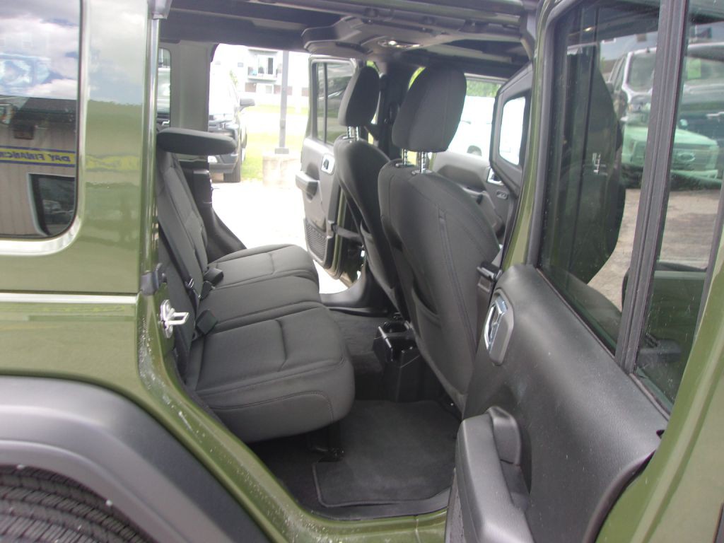 2021 Jeep Wrangler Unlimited Image 15