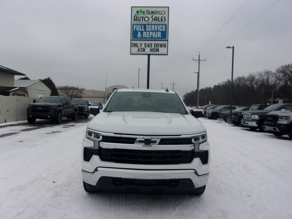 2022 Chevrolet Silverado 1500 Image 2
