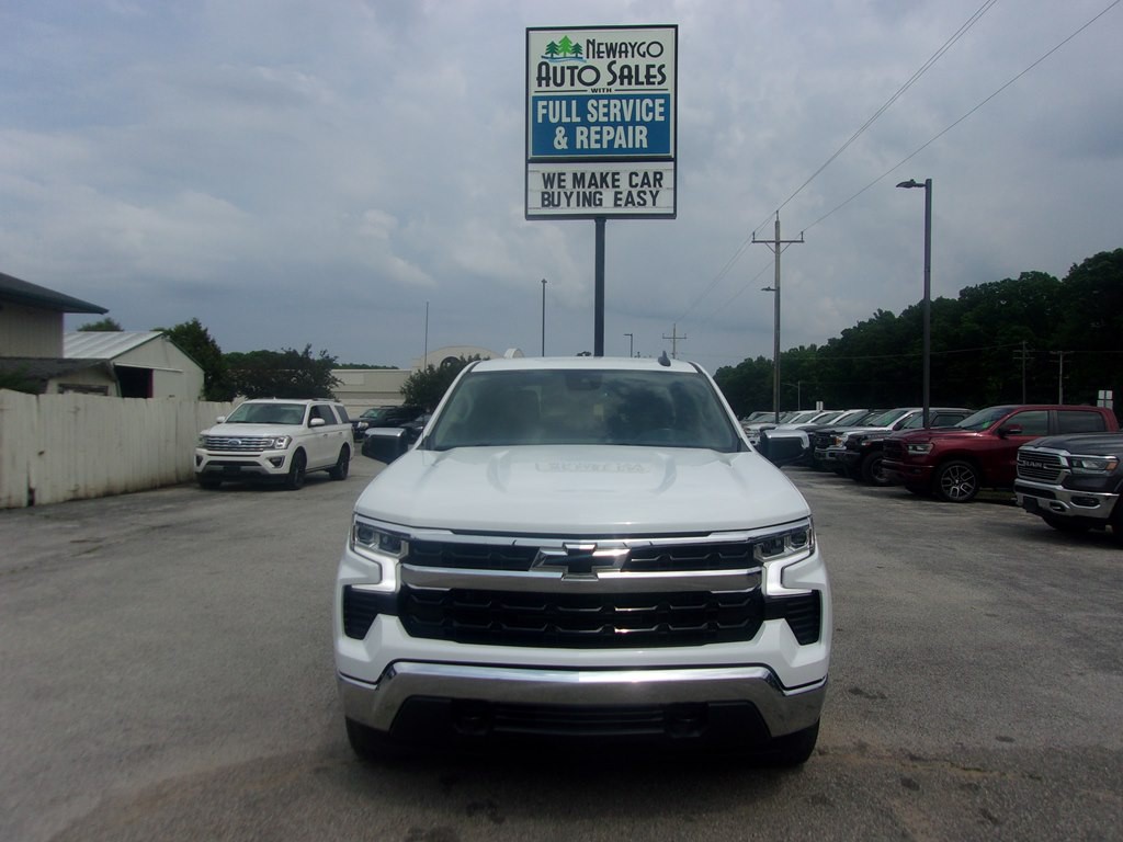 2022 Chevrolet Silverado 1500 Image 2