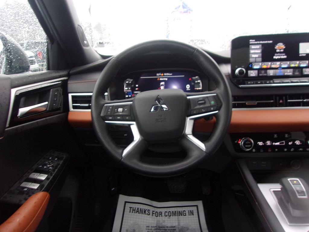 2024 Mitsubishi Outlander Image 20
