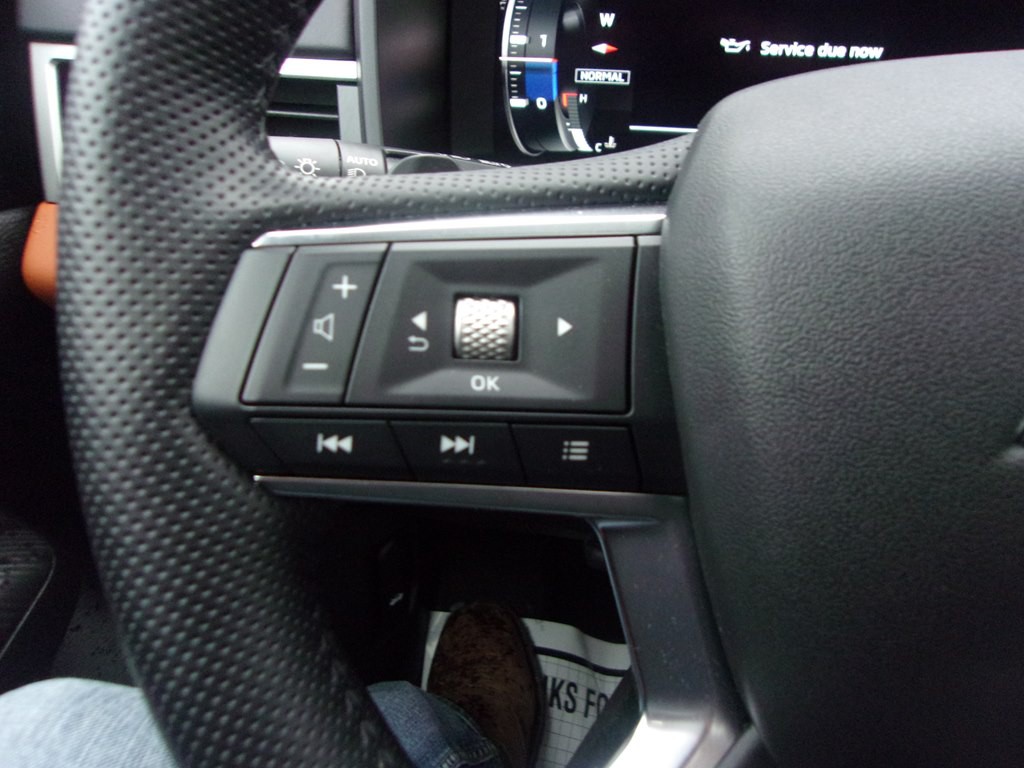 2024 Mitsubishi Outlander Image 24
