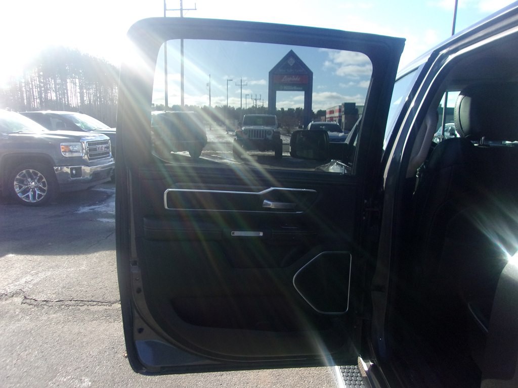 2020 RAM 1500 Image 12