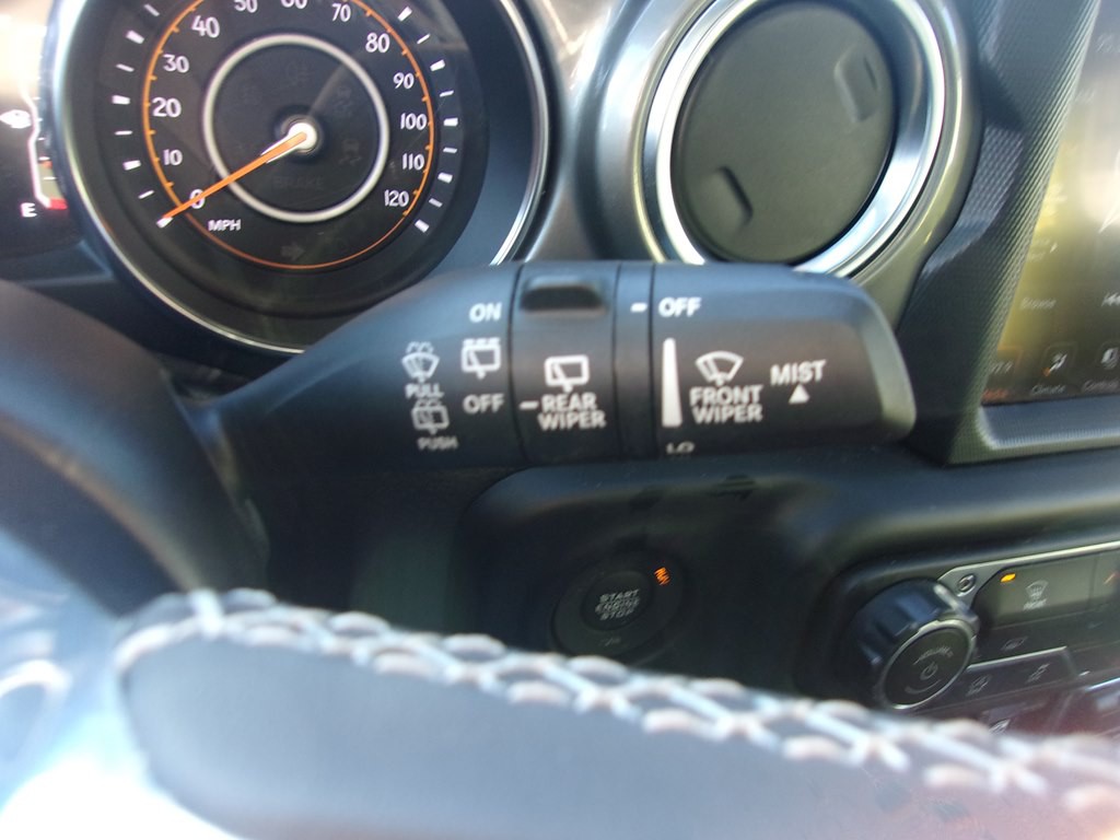 2023 Jeep Wrangler Image 25