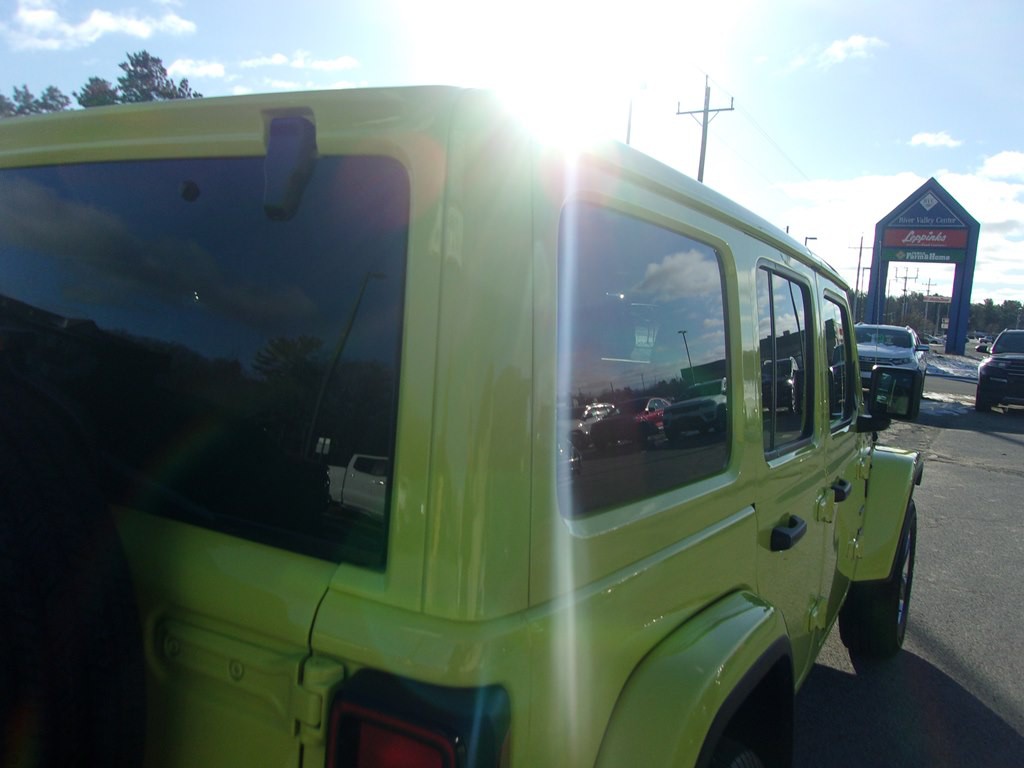 2023 Jeep Wrangler Image 34
