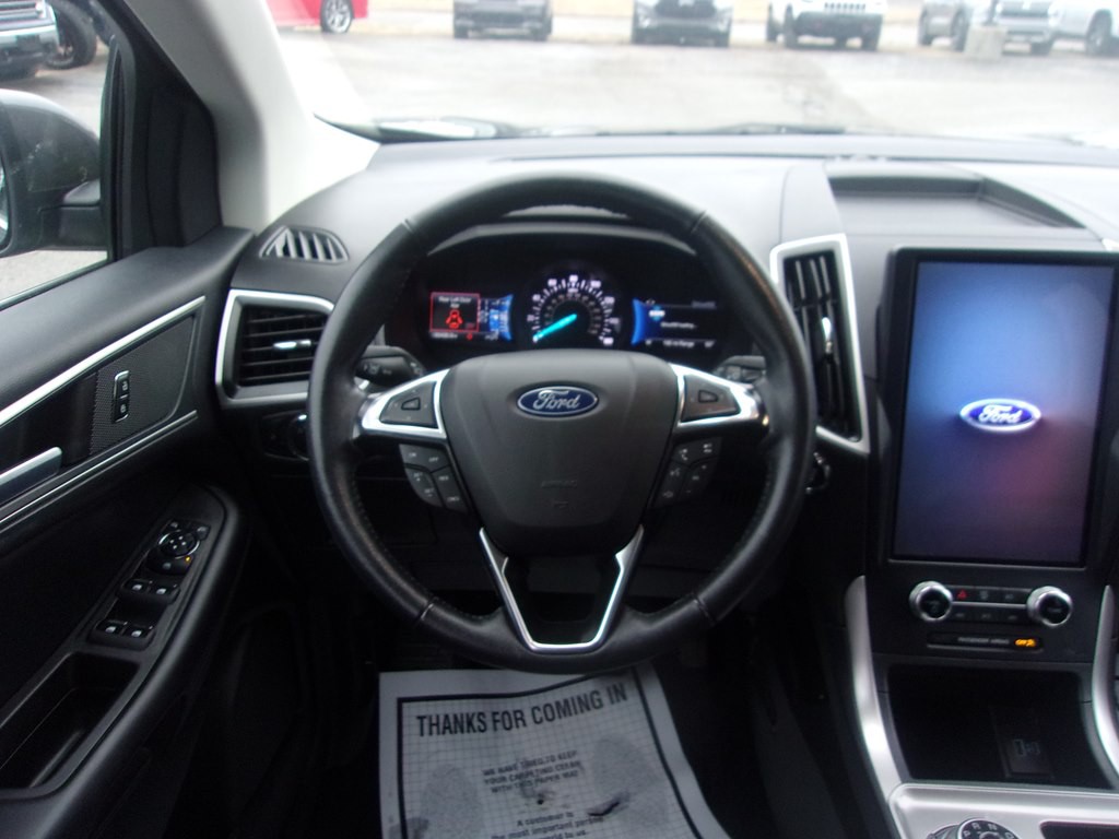 2023 Ford Edge Image 18