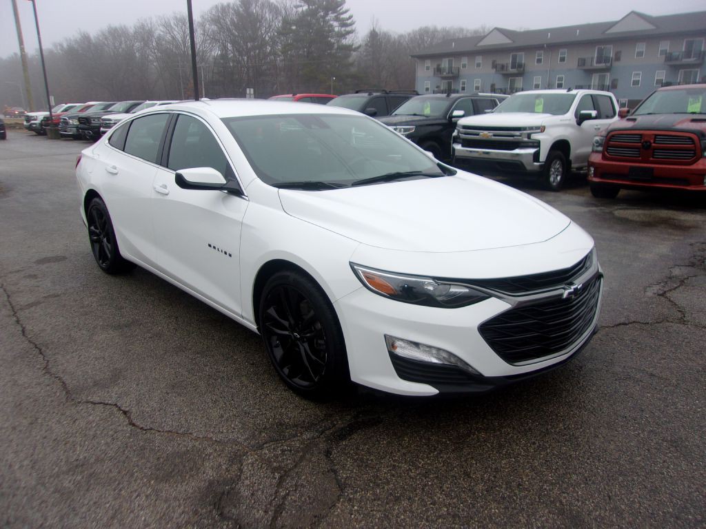 2024 Chevrolet Malibu Image 3