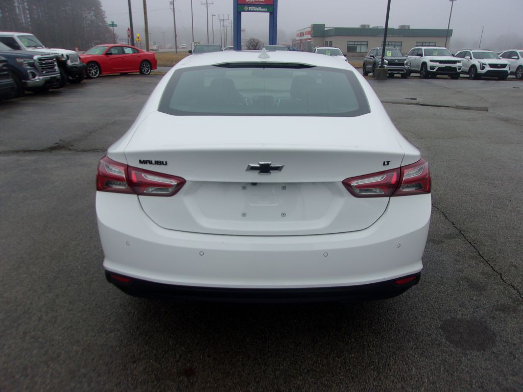 2024 Chevrolet Malibu Image 6
