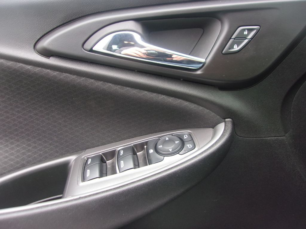 2024 Chevrolet Malibu Image 27