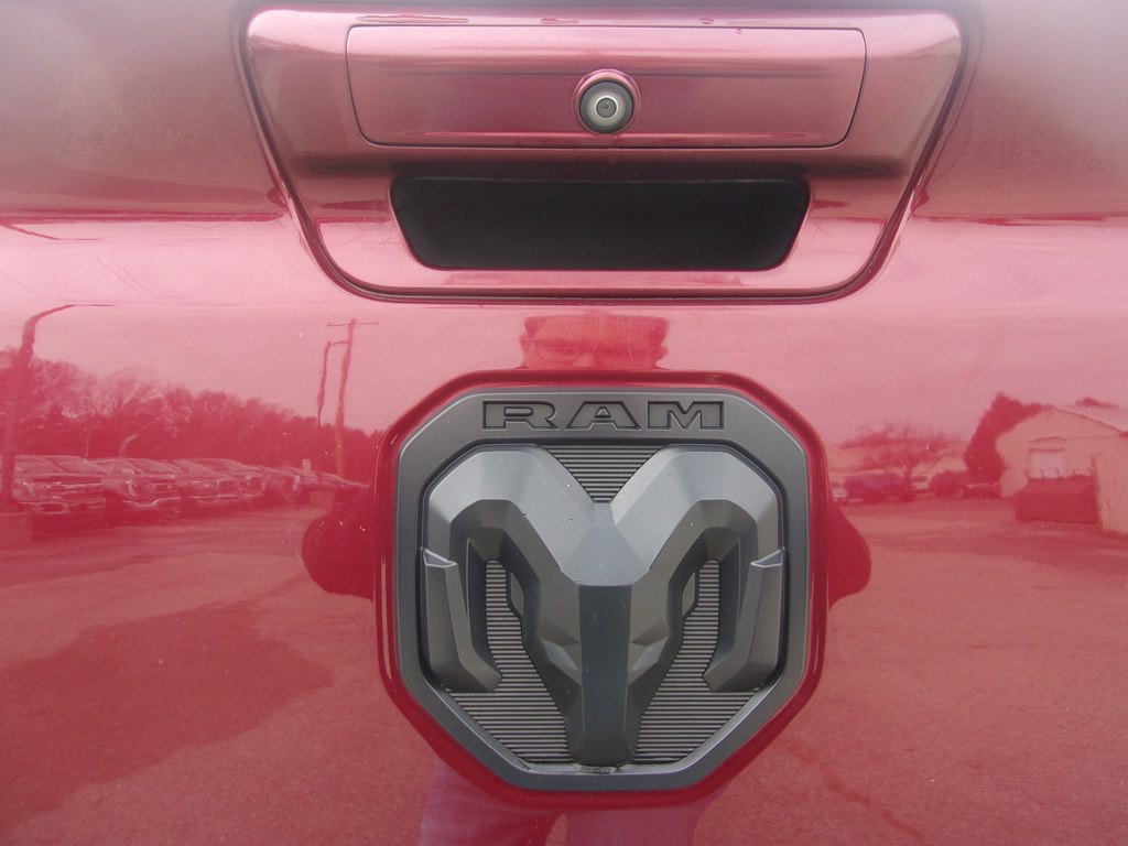 2019 RAM 1500 Image 39