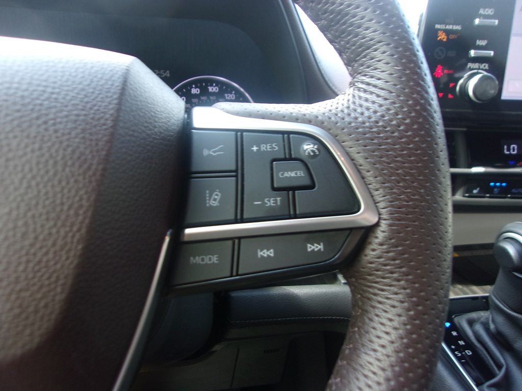 2024 Toyota Sienna Image 23