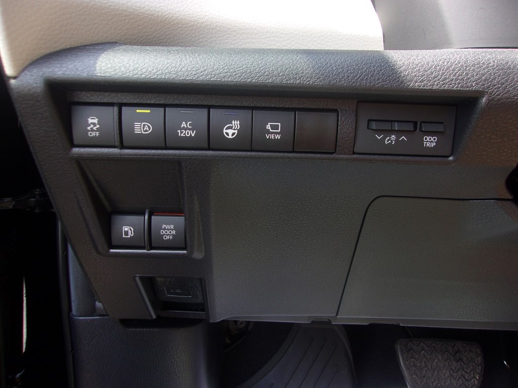 2024 Toyota Sienna Image 30