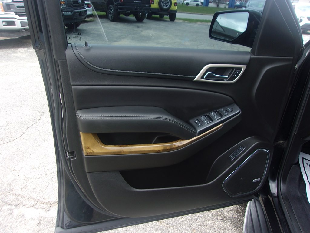 2017 GMC Yukon Image 10