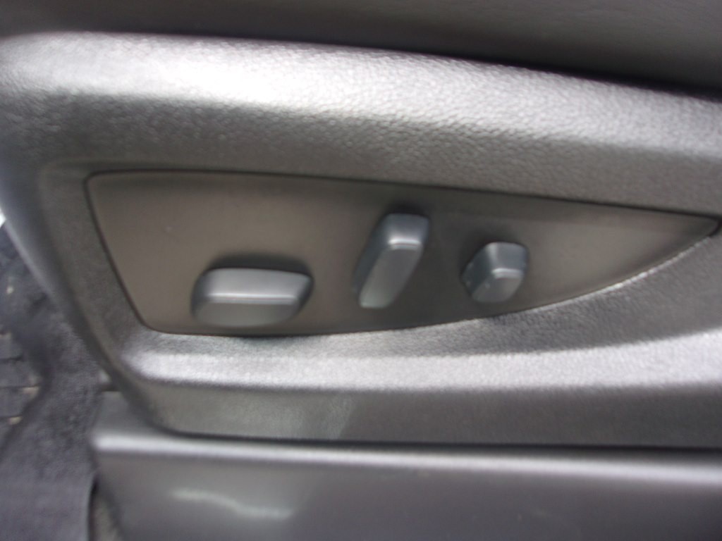 2017 GMC Yukon Image 32