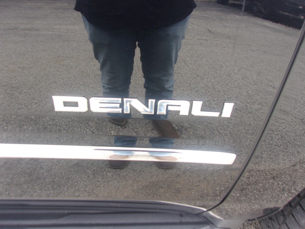 2017 GMC Yukon Image 39