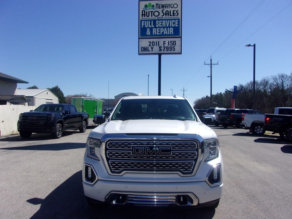 2019 GMC Sierra Image 2