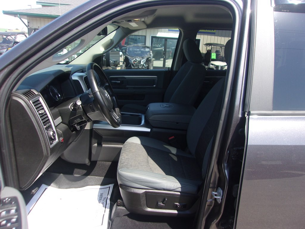 2019 RAM 1500 Image 9