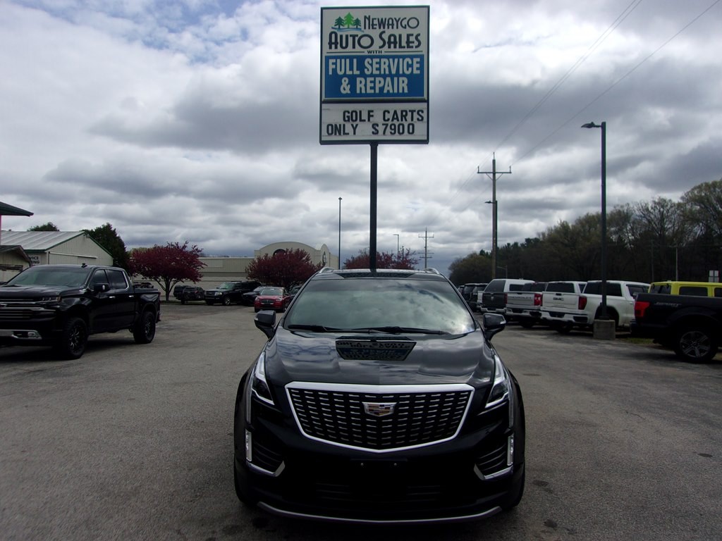 2021 Cadillac XT5 Image 2