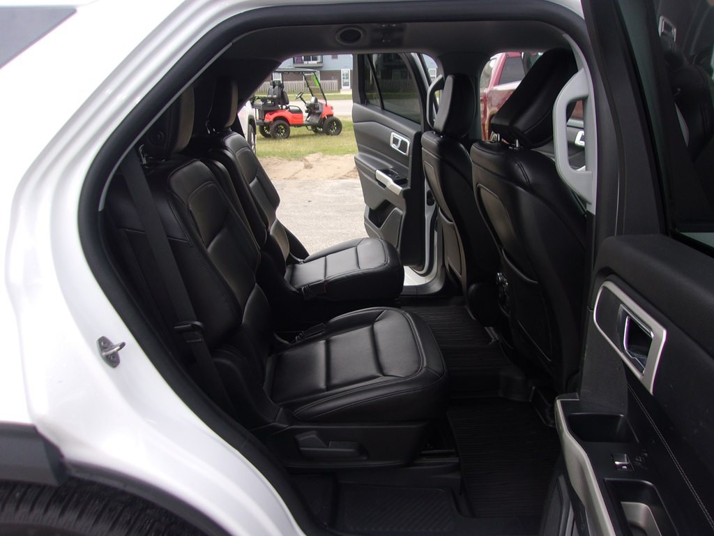 2020 Ford Explorer Image 16