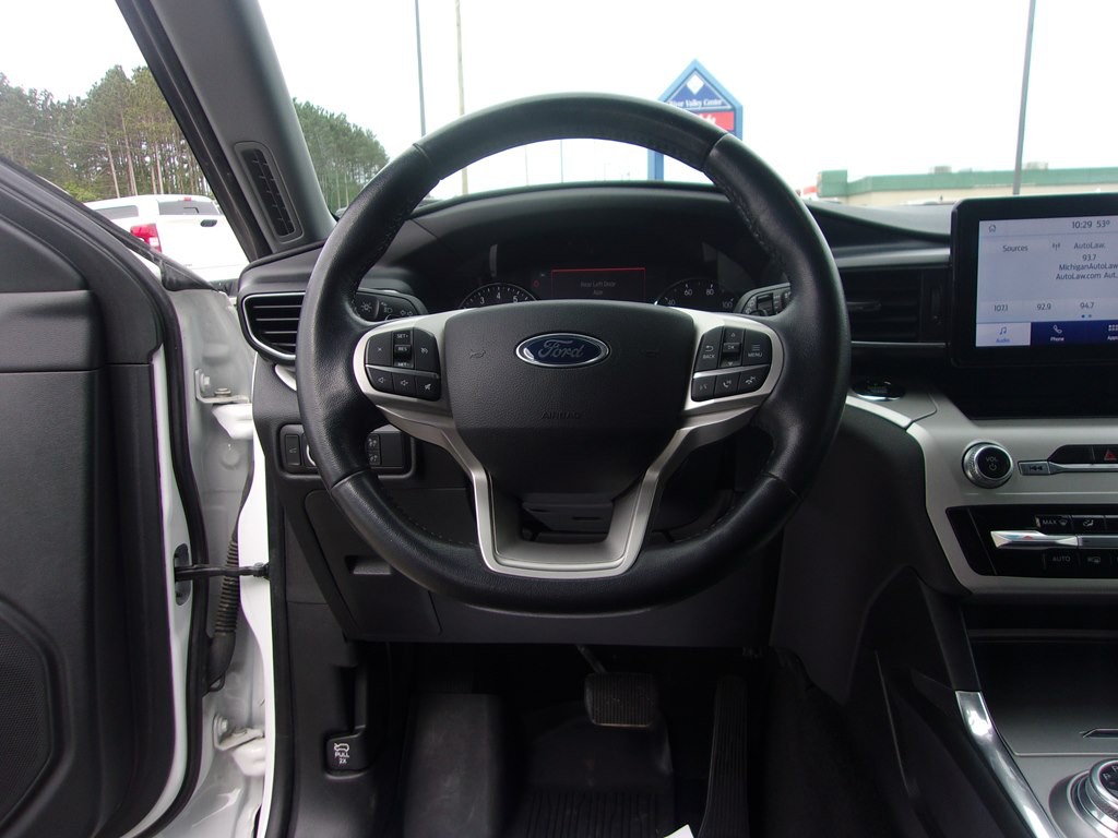 2020 Ford Explorer Image 20