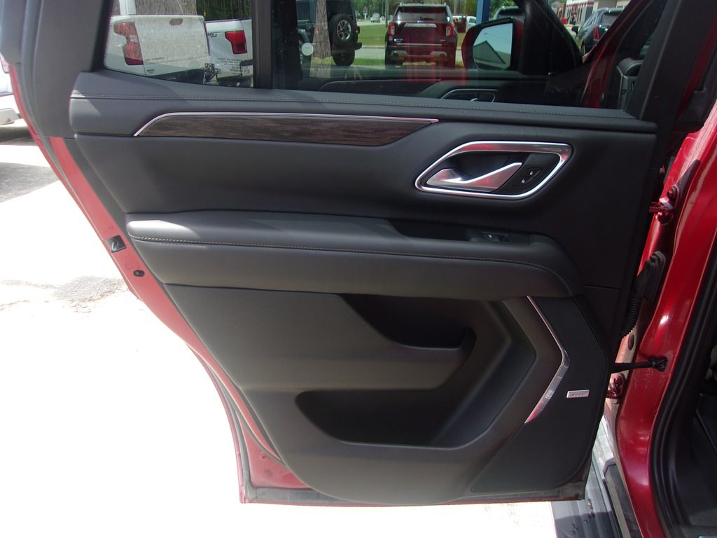2022 Chevrolet Tahoe Image 12