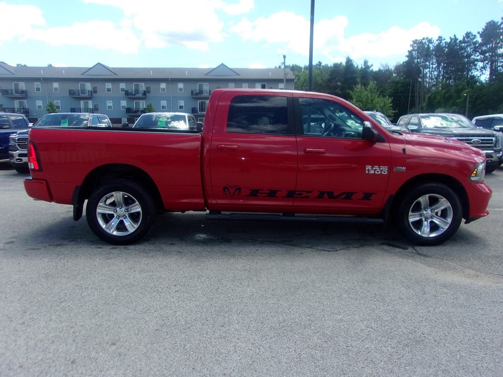 2017 RAM 1500 Image 4