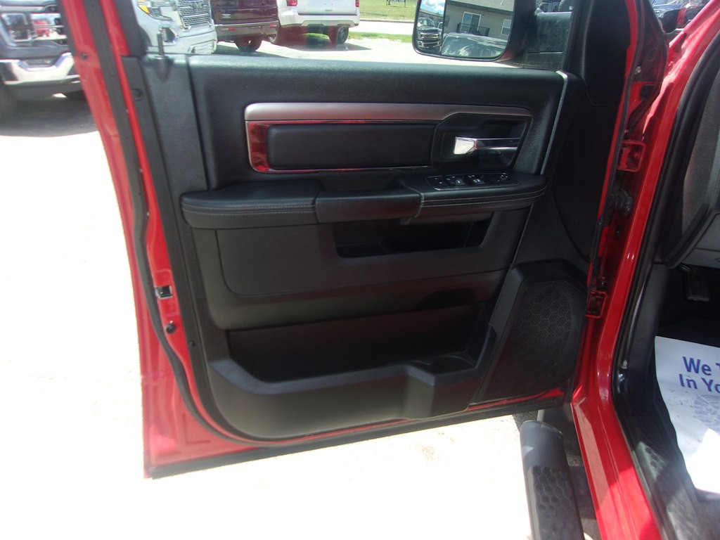 2017 RAM 1500 Image 10