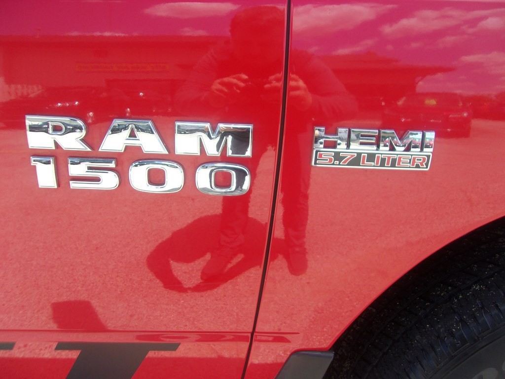 2017 RAM 1500 Image 34