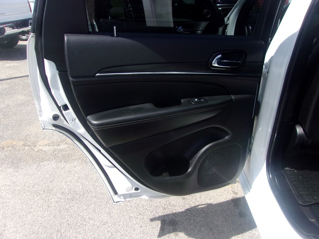 2021 Jeep Grand Cherokee Image 12