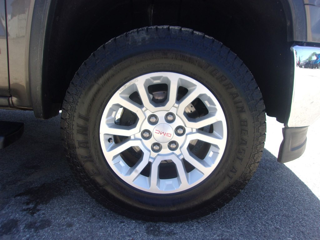 2014 GMC Sierra Image 32