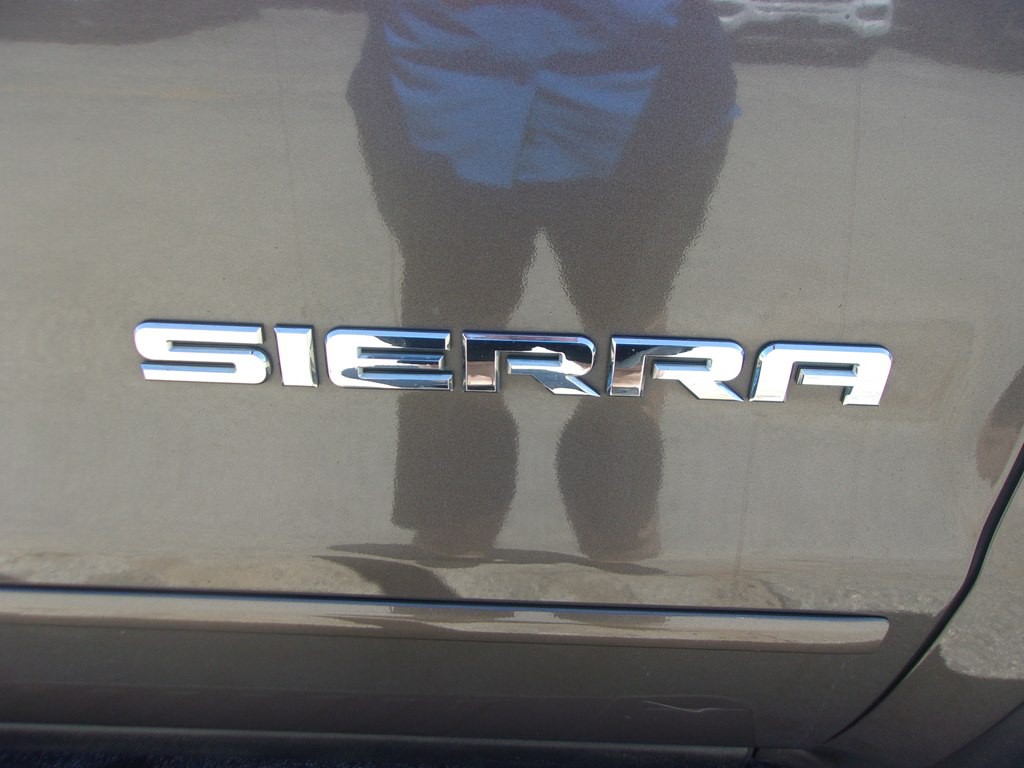 2014 GMC Sierra Image 34