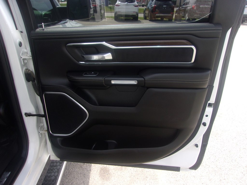 2021 RAM 1500 Image 15