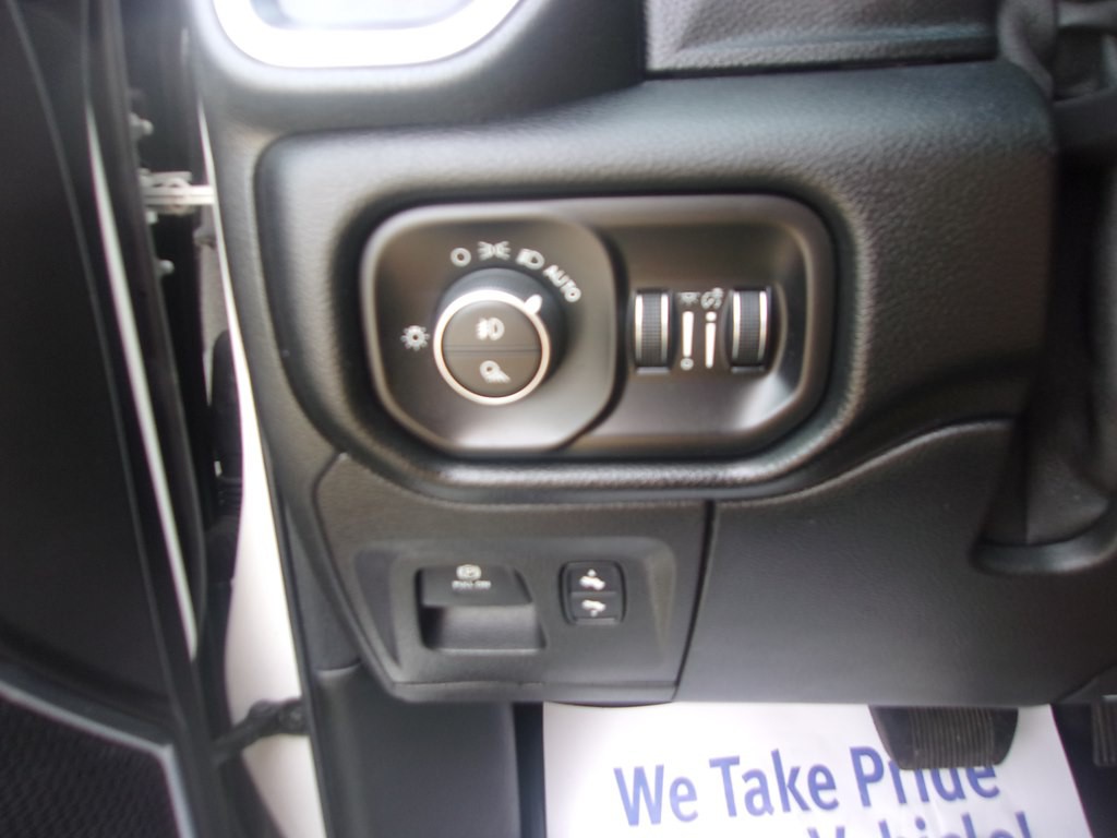 2021 RAM 1500 Image 28