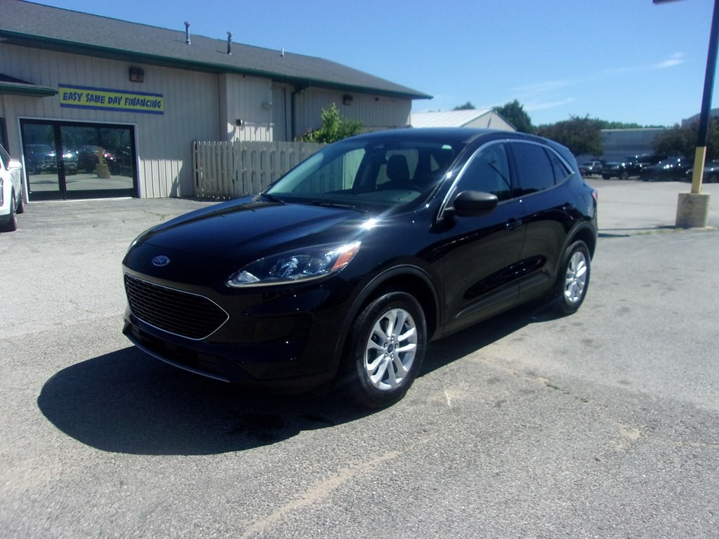 2022 Ford Escape Image 1