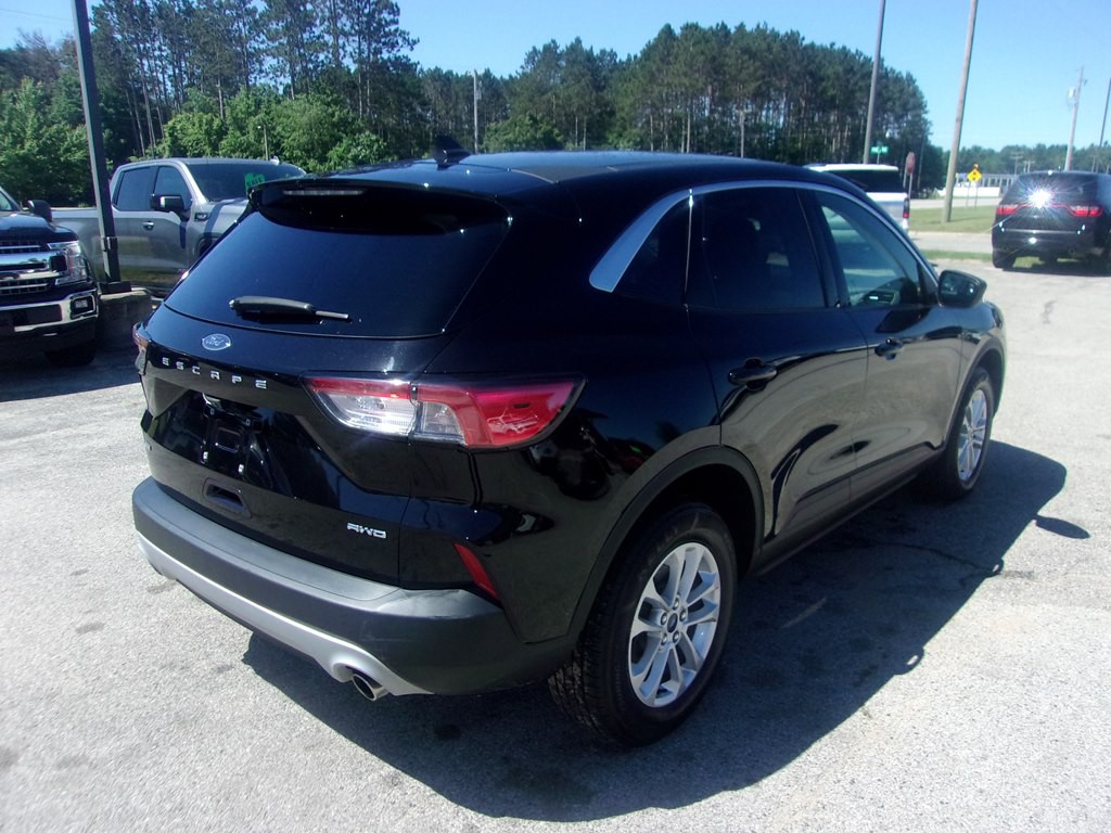 2022 Ford Escape Image 5