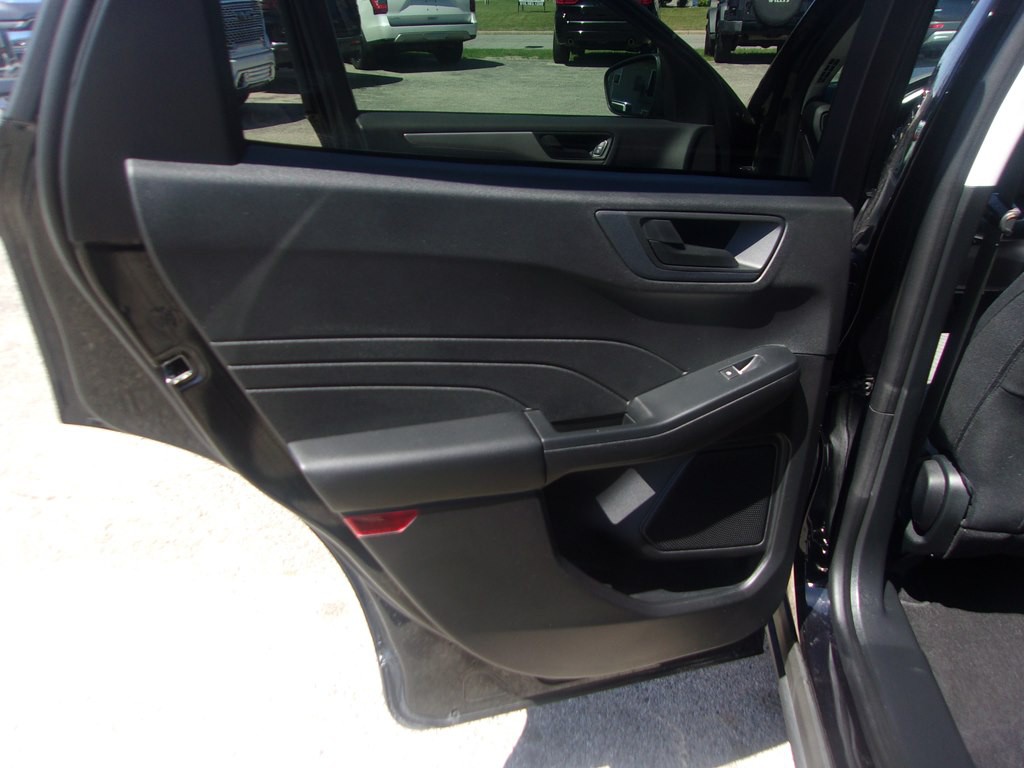 2022 Ford Escape Image 12