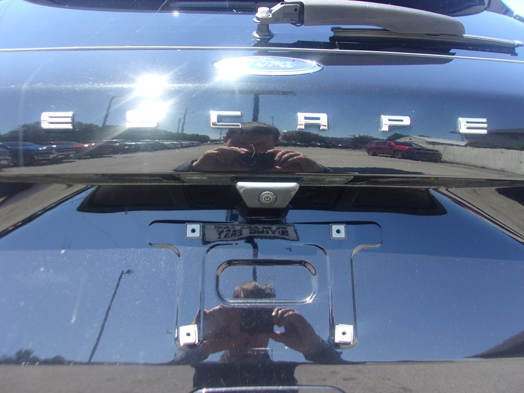 2022 Ford Escape Image 38