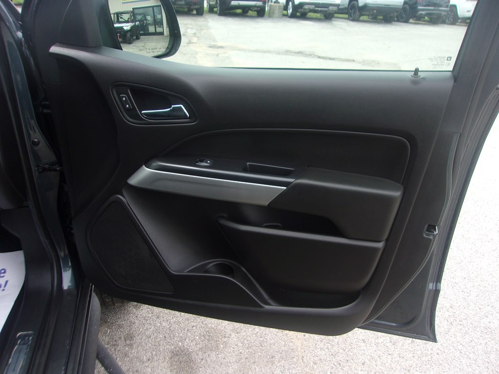 2019 Chevrolet Colorado Image 17