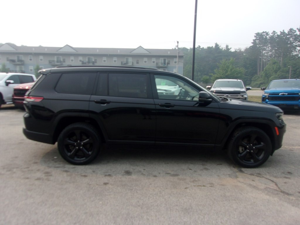 2022 Jeep Grand Cherokee Image 4