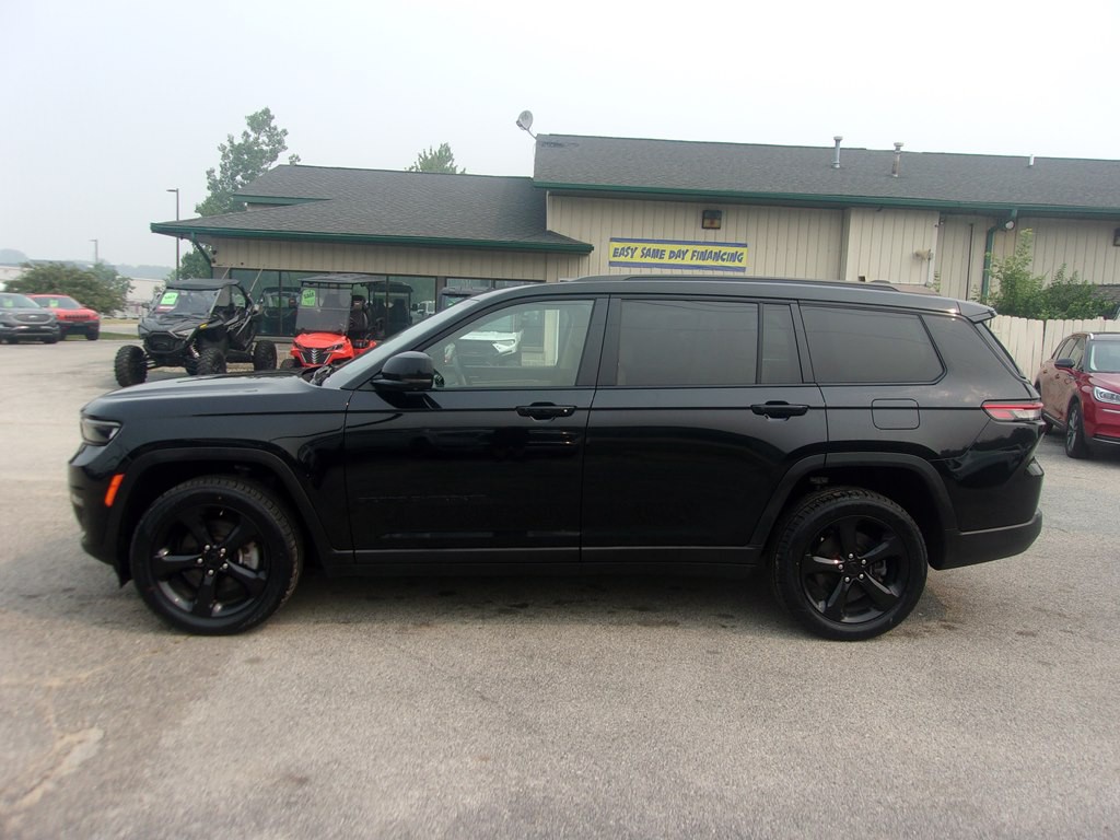 2022 Jeep Grand Cherokee Image 8