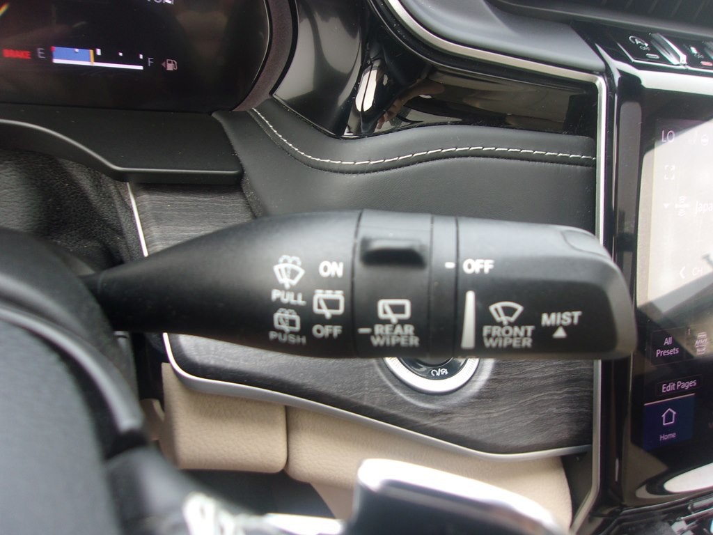 2022 Jeep Grand Cherokee Image 24