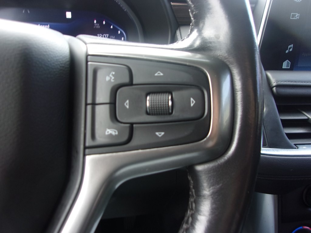 2022 Chevrolet Suburban Image 24