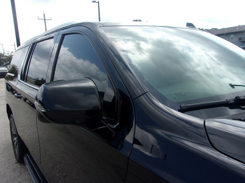 2022 Chevrolet Suburban Image 35
