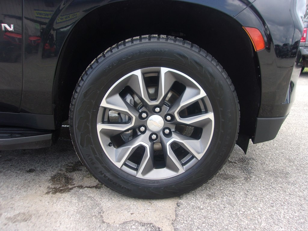 2022 Chevrolet Suburban Image 36